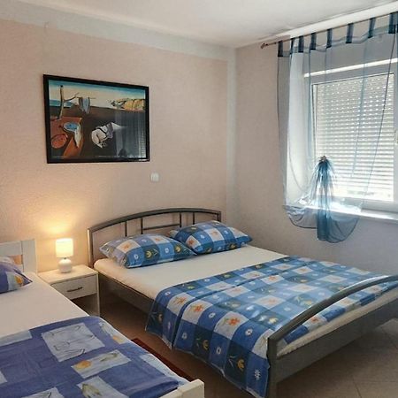 Apartmani Toni Dramalj Exterior photo