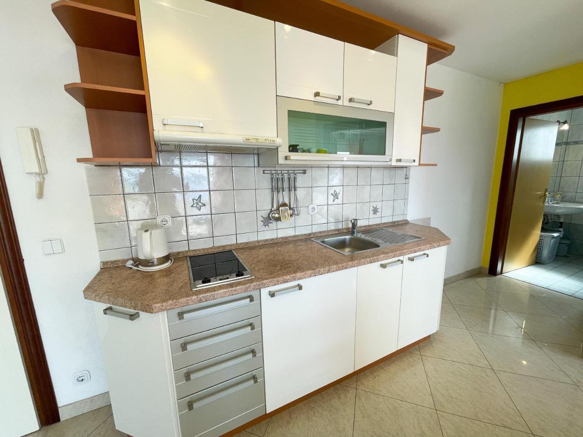 Apartmani Toni Dramalj Exterior photo
