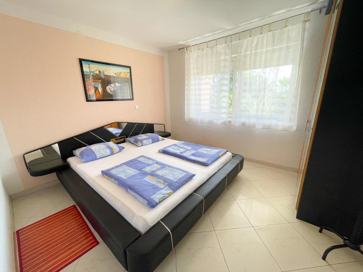Apartmani Toni Dramalj Exterior photo